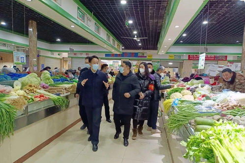徐琨區(qū)長調(diào)研節(jié)前食品安全與特種設(shè)備運行 關(guān)注紡織品零售行業(yè)保障